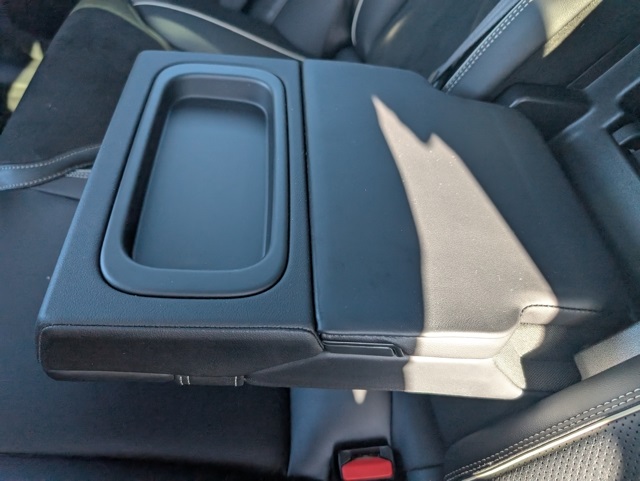 2019 Volvo XC60 T5 R-Design photo 22