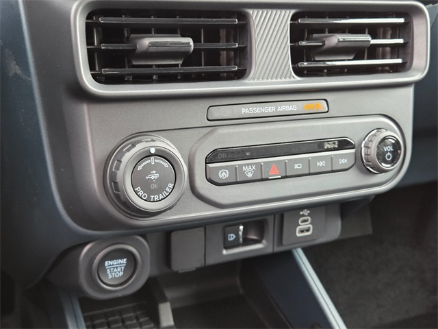 New 2025 Ford Maverick Lariat 4D Crew Cab