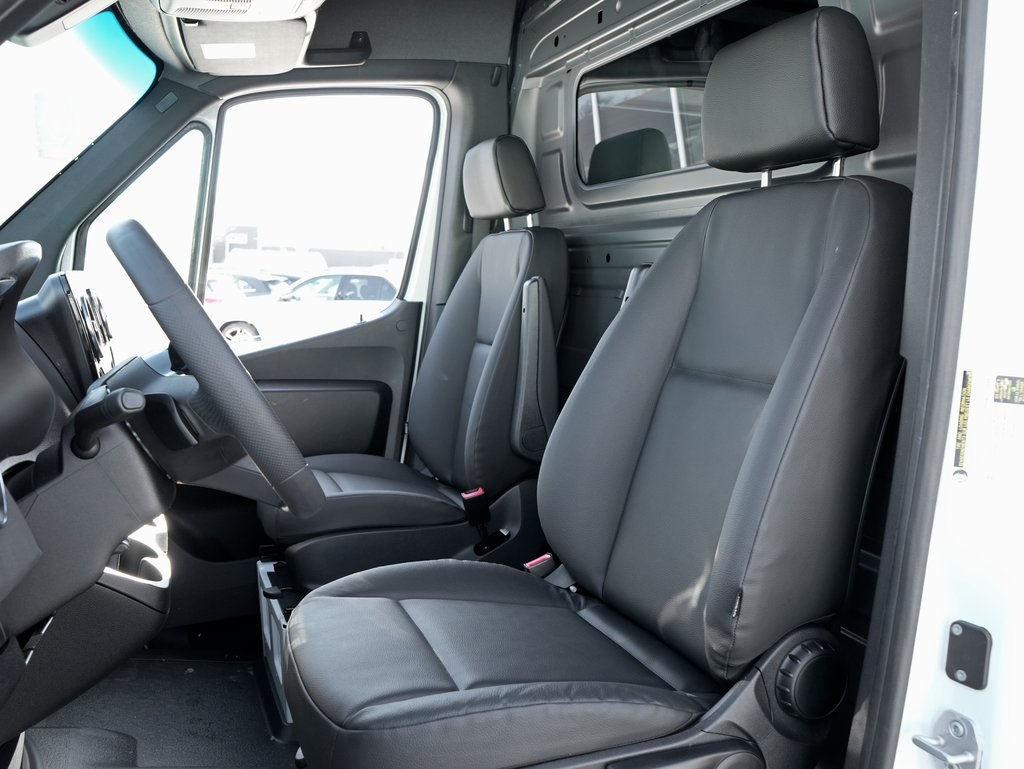 new 2026 Mercedes-Benz Sprinter 2500 car, priced at $62,685
