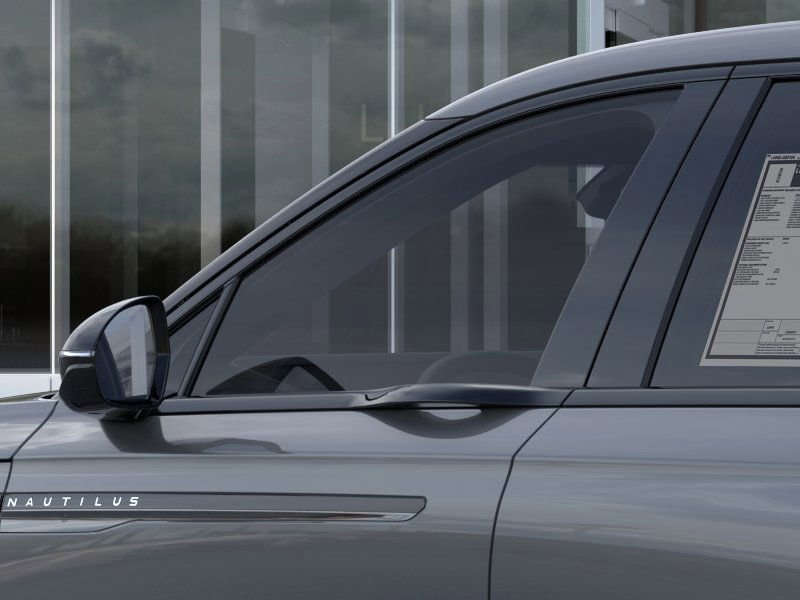 2025 Lincoln Nautilus Premiere photo 20