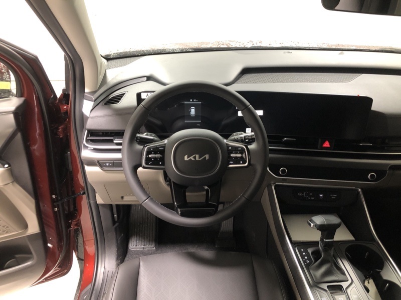 2026 Kia Carnival LXS photo 25
