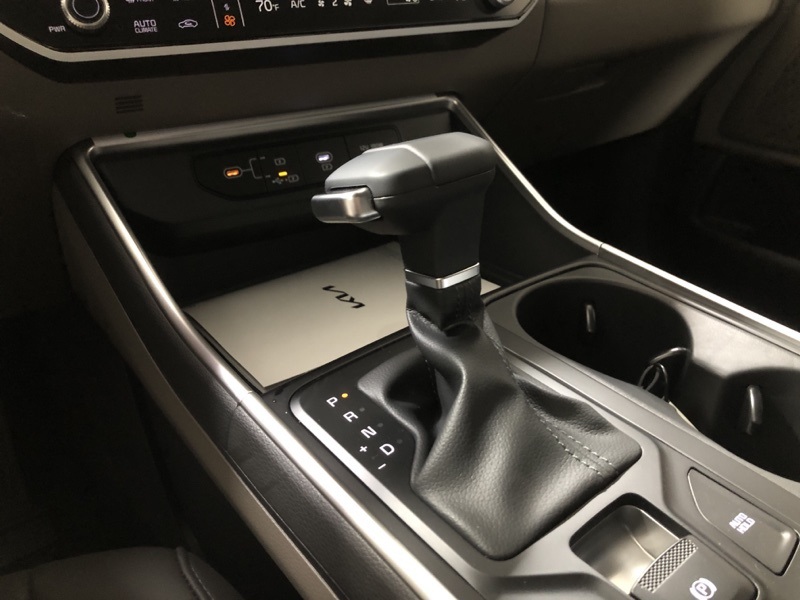 2026 Kia Carnival LXS photo 31