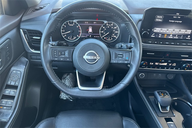 2022 Nissan Rogue SL photo 17
