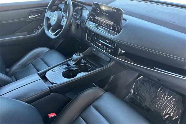 2022 Nissan Rogue SL photo 19
