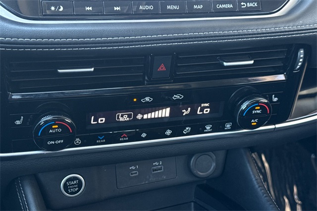 2022 Nissan Rogue SL photo 24