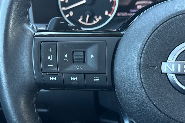 2022 Nissan Rogue SL photo 28