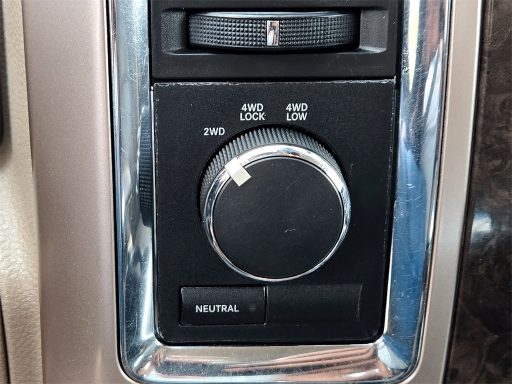 2012 Ram 3500 Laramie Longhorn photo 23