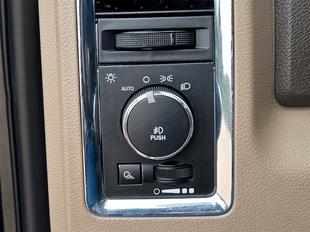 2012 Ram 3500 Laramie Longhorn photo 24