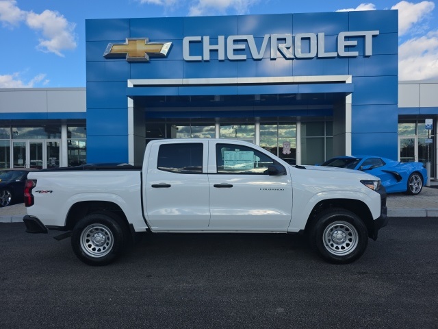 2026 Chevrolet Colorado Work Truck photo 3