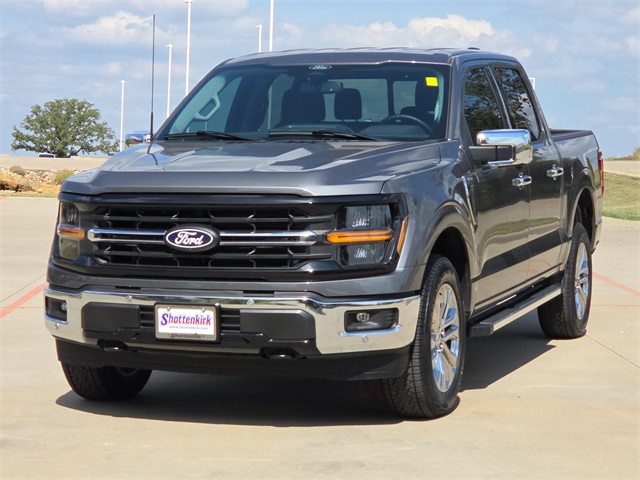 2024 Ford F-150 XLT photo 3