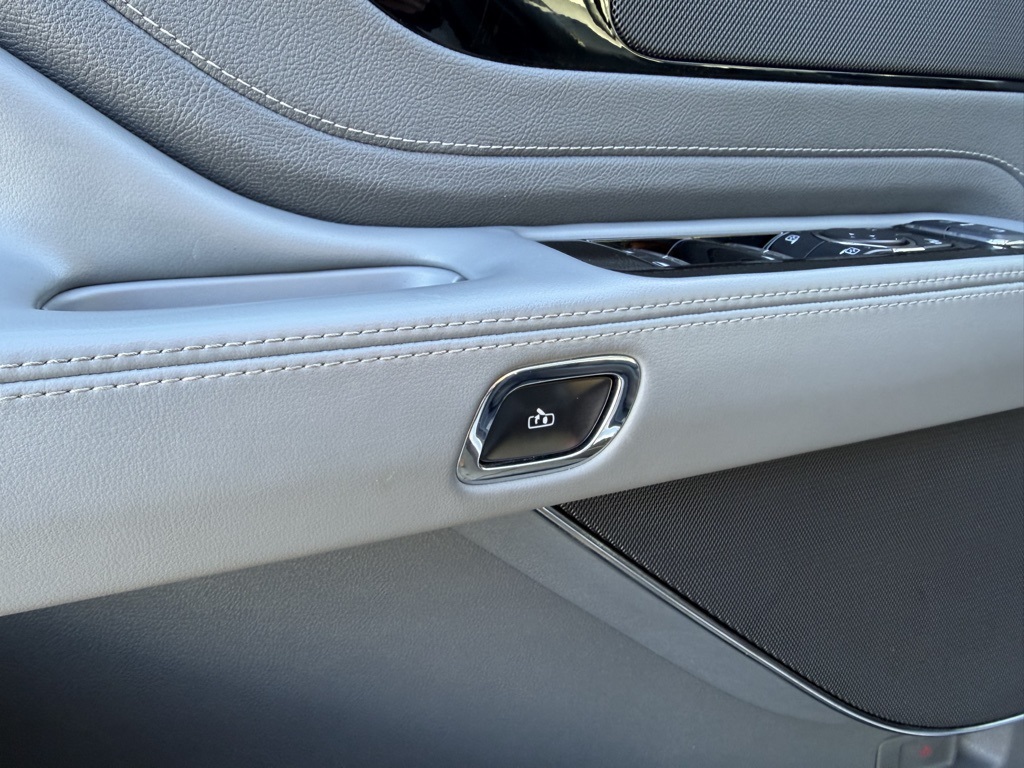 used 2020 Lincoln Aviator car, priced at $30,903