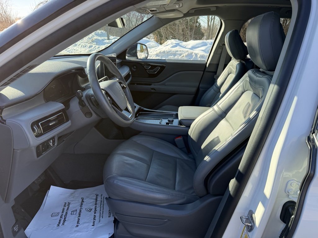 used 2020 Lincoln Aviator car, priced at $30,903