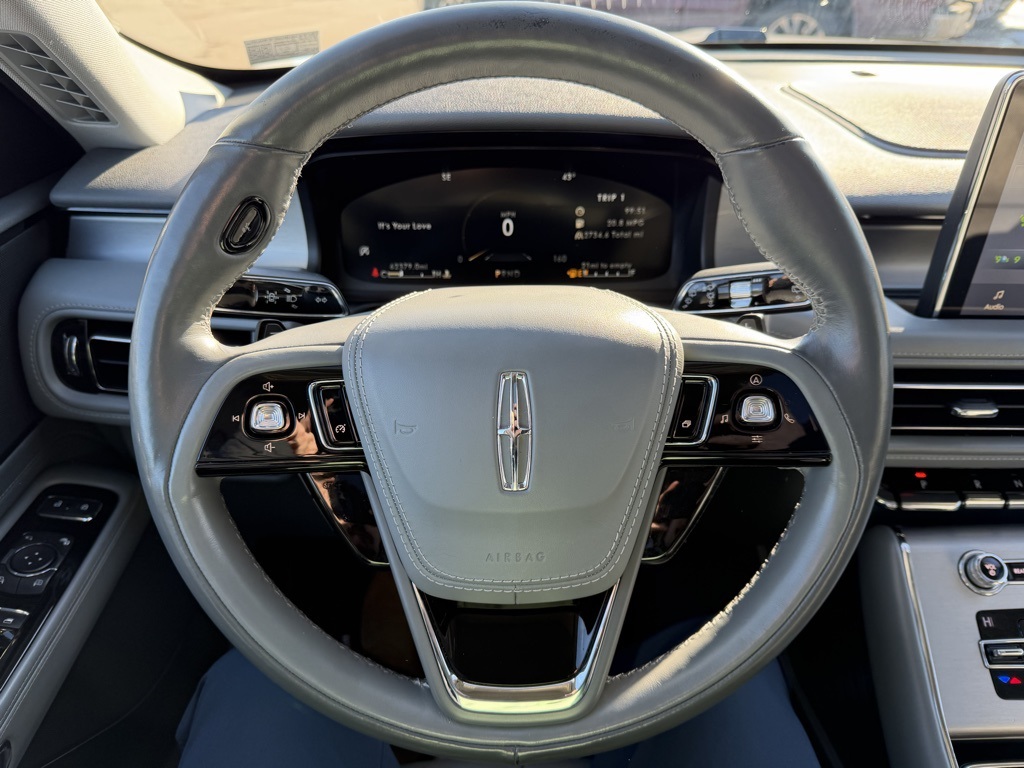 used 2020 Lincoln Aviator car, priced at $30,903