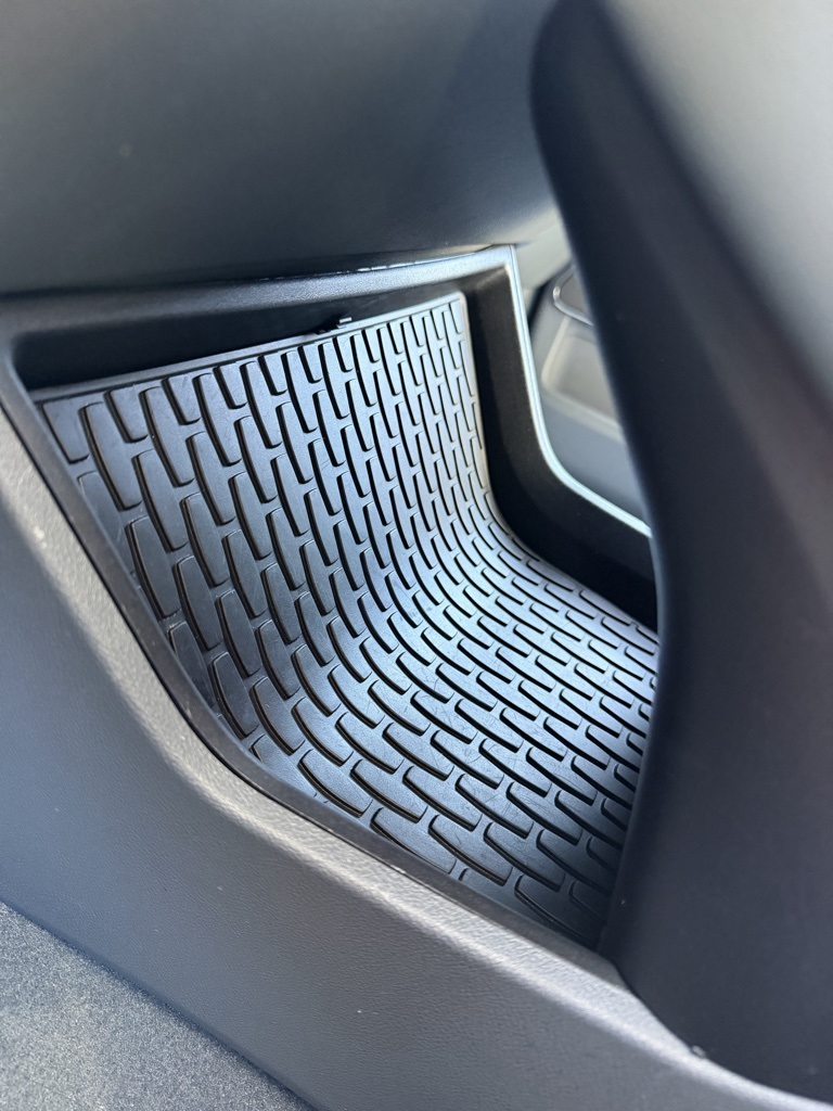 used 2020 Lincoln Aviator car, priced at $30,903