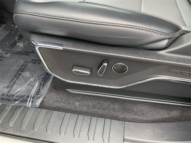 2023 Avalanche Ford F-150 Lightning Lariat AWD Truck