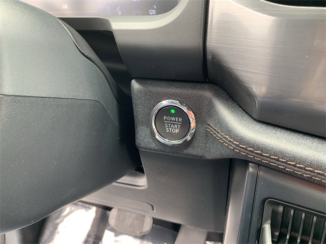 2023 Avalanche Ford F-150 Lightning Lariat AWD Truck