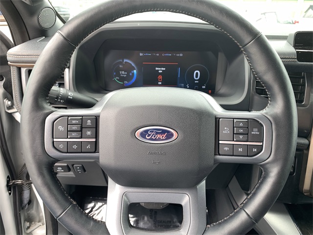 2023 Avalanche Ford F-150 Lightning Lariat AWD Truck
