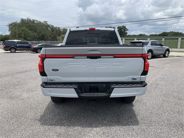 2023 Avalanche Ford F-150 Lightning Lariat AWD Truck