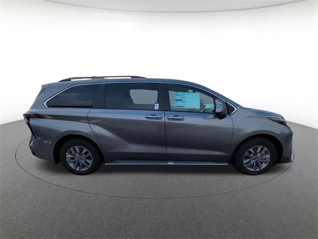 new 2026 Toyota Sienna car, priced at $49,755