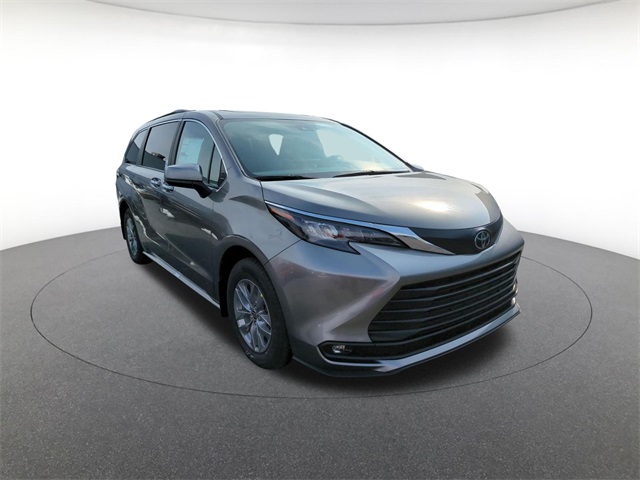 new 2026 Toyota Sienna car, priced at $49,755