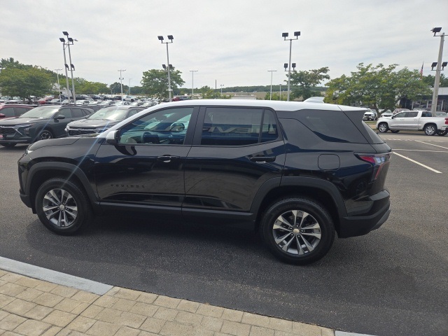 2026 Chevrolet Equinox LT photo 3