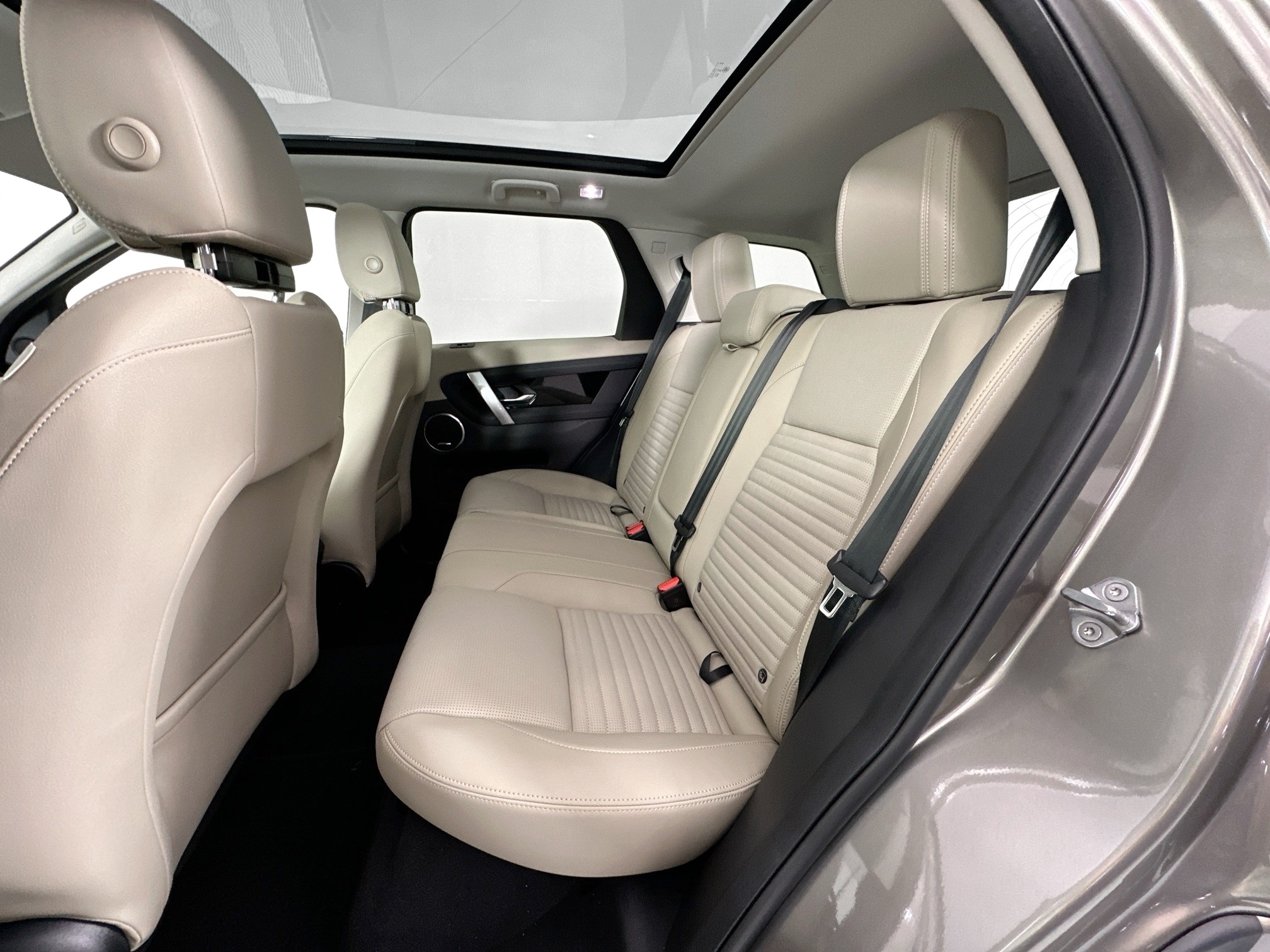 new 2025 Land Rover Discovery Sport car, priced at $39,995