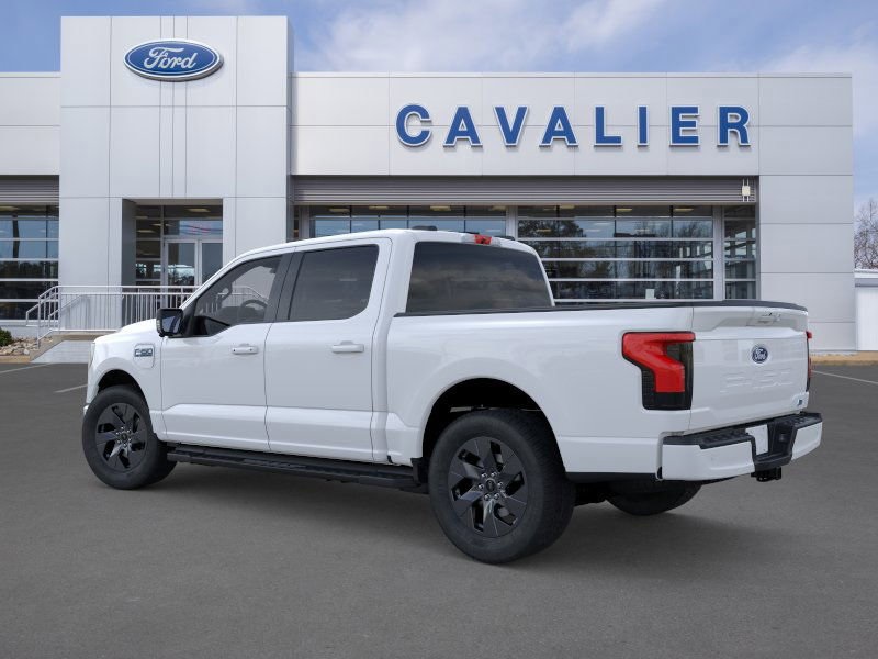 2025 Ford F-150 Lightning photo 4