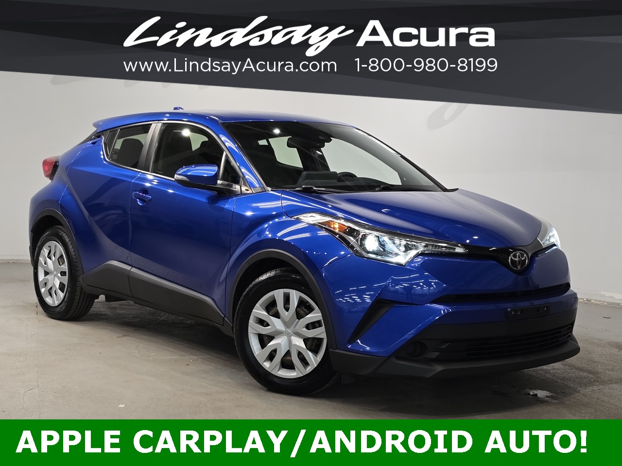 2019 Toyota C-HR LE's photo