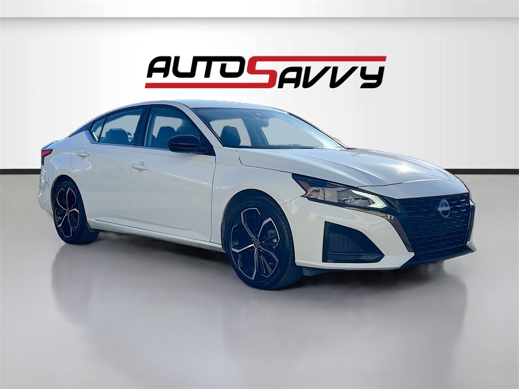 2024 Nissan Altima SR