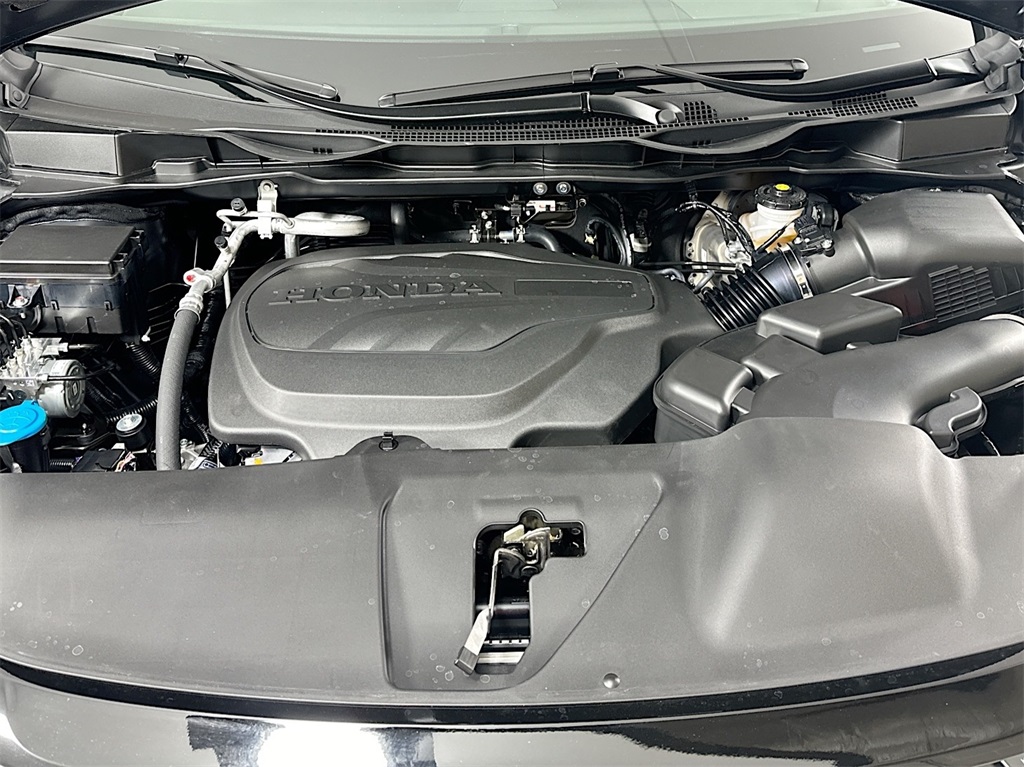 2025 Honda Odyssey Sport-L Sports Van FWD 9