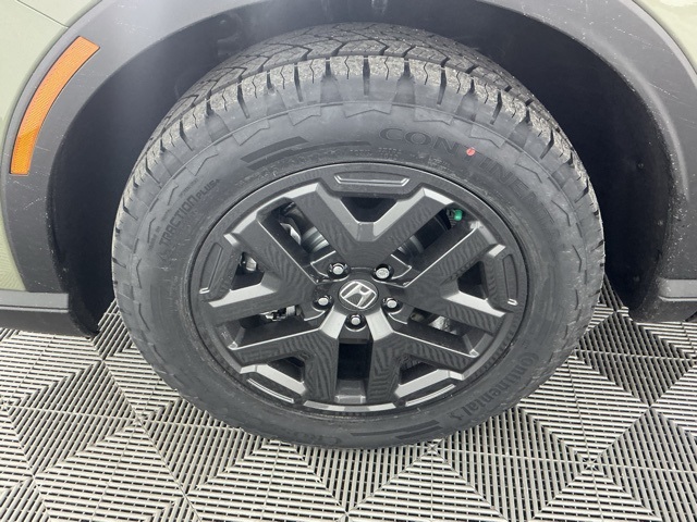 new 2026 Honda CR-V Hybrid car, priced at $40,705