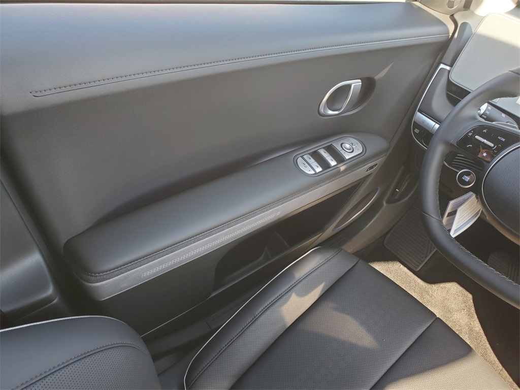 new 2024 Hyundai IONIQ 5 car, priced at $38,986