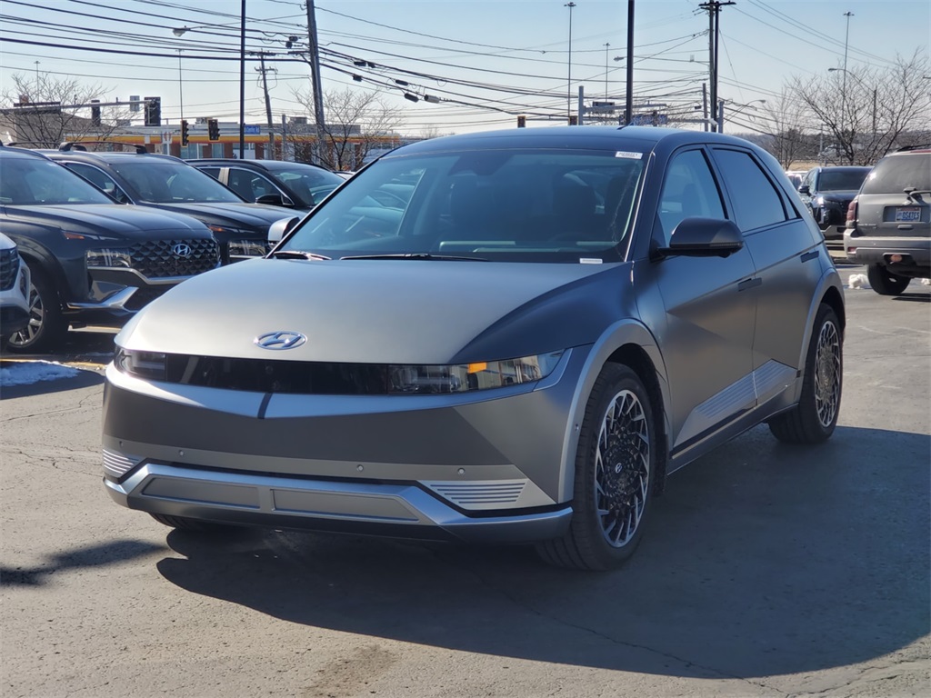 new 2024 Hyundai IONIQ 5 car, priced at $38,986