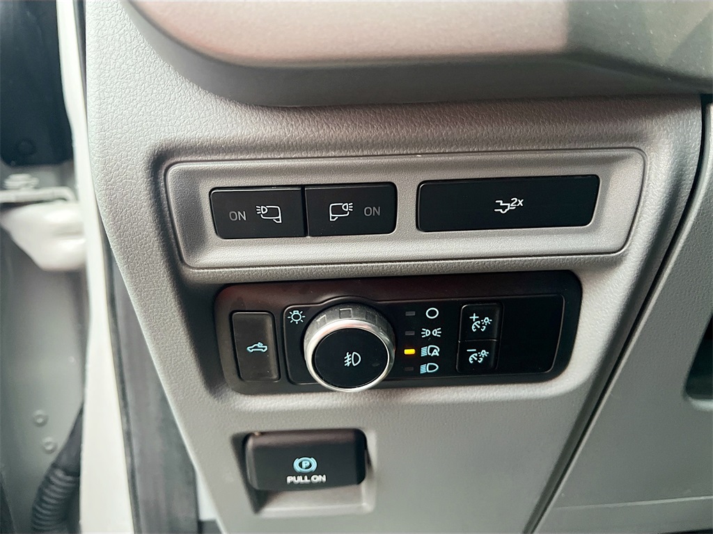 2024 Ford F-150 XLT photo 10