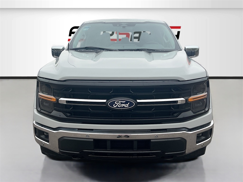 2024 Ford F-150 XLT photo 2