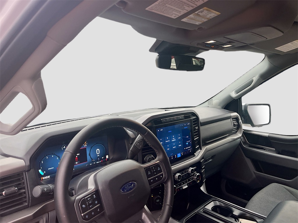 2024 Ford F-150 XLT photo 9