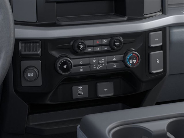 2025 Ford F-250 XL photo 13
