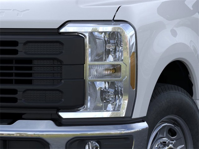 2025 Ford F-250 XL photo 16