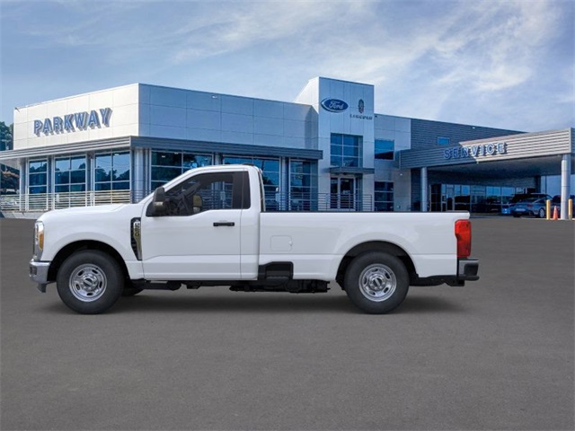2025 Ford F-250 XL photo 3