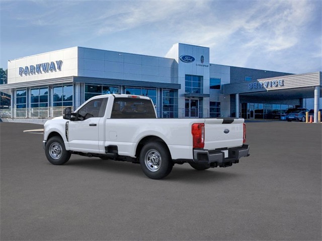 2025 Ford F-250 XL photo 4