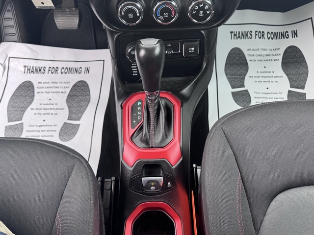 2015 Jeep Renegade Trailhawk