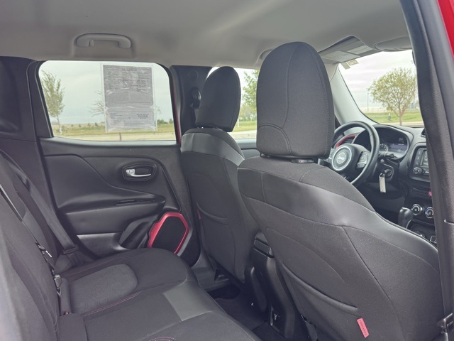 2015 Jeep Renegade Trailhawk