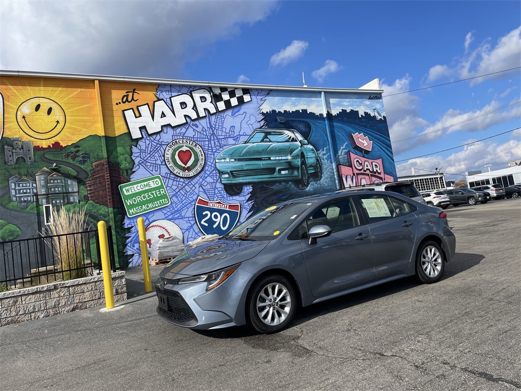 2021 Toyota Corolla LE's photo