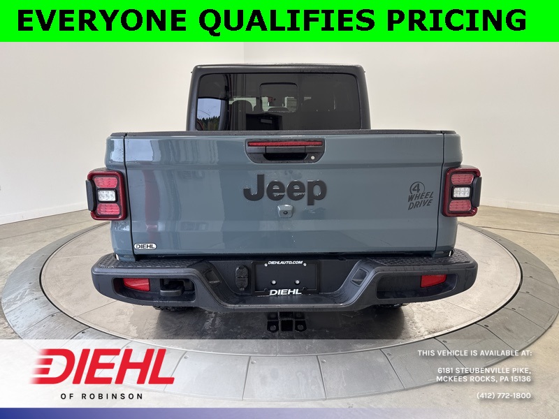 2025 Jeep Gladiator Willys photo 6