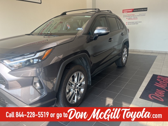 2024 Toyota RAV4 XLE Premium photo 2