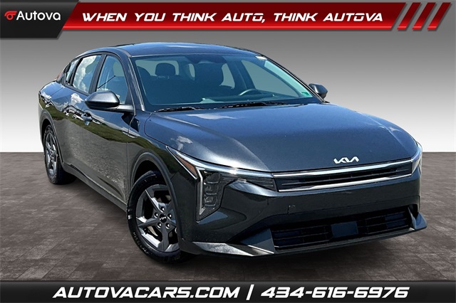 2025 Interstellar Gray Kia K4 LXS FWD Sedan