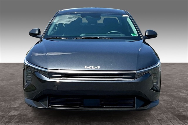 2025 Interstellar Gray Kia K4 LXS FWD Sedan