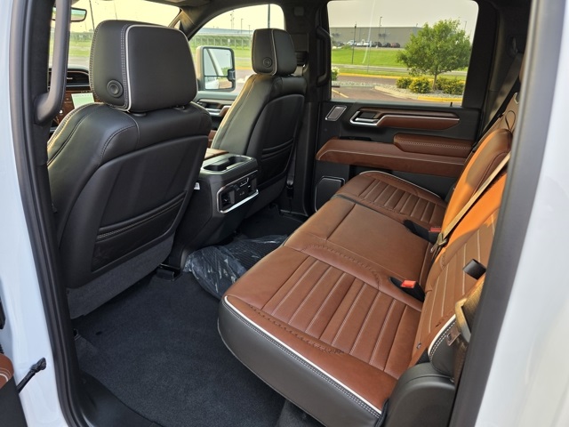 2025 GMC Sierra 3500HD Denali Ultimate