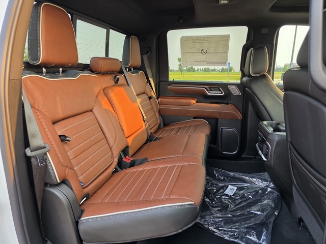 2025 GMC Sierra 3500HD Denali Ultimate
