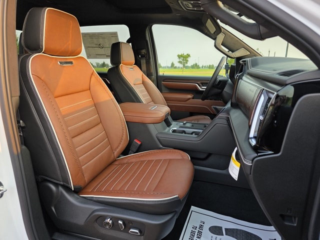 2025 GMC Sierra 3500HD Denali Ultimate